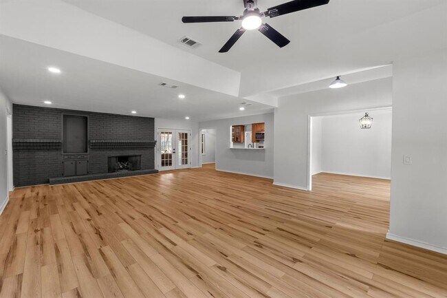 Foto del edificio - 801 Lime Rock Dr