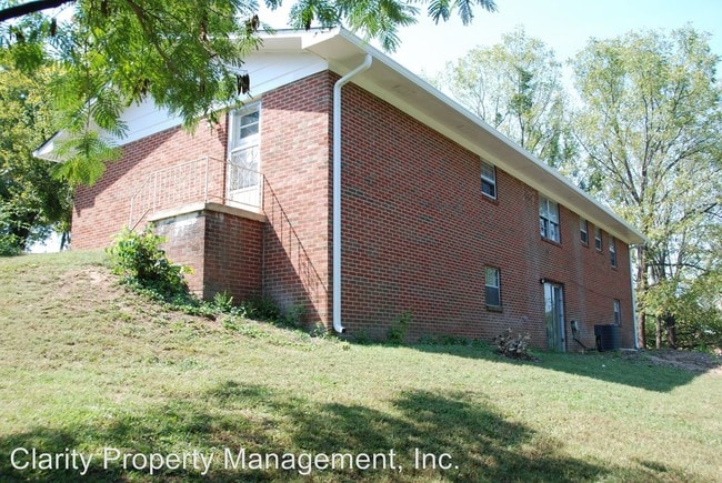 Foto del edificio - 3 br, 1.5 bath House - 809 SE Dockery Lane