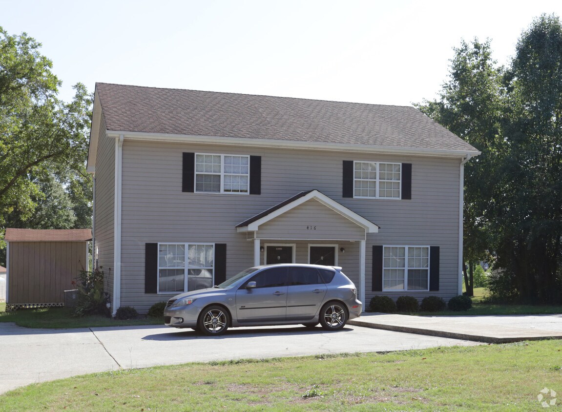 416 Clifton Ter, Carrollton, GA 30117 Apartments in Carrollton, GA