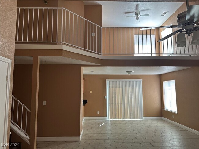 Building Photo - 1580 Desertaire Way