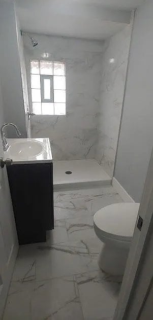 Foto del edificio - 616 W Chambers St