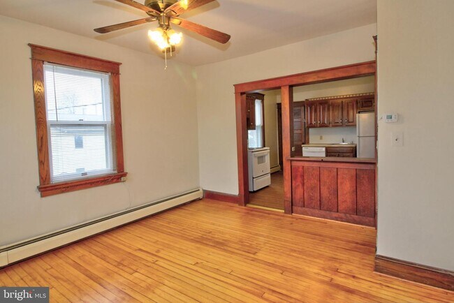 Foto del edificio - 1401 Rosemont Ave