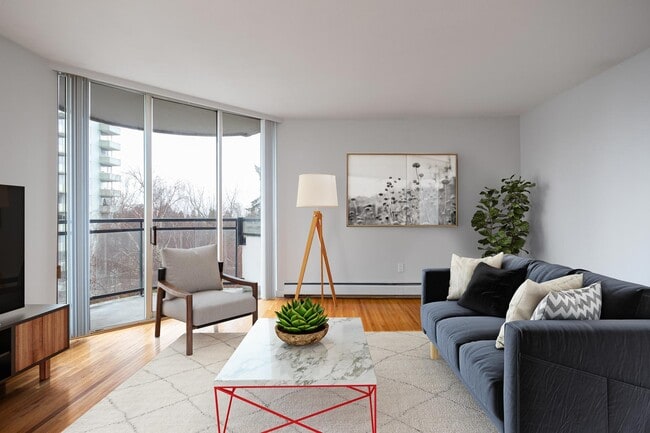 Photo du bâtiment - Emerald Terrace