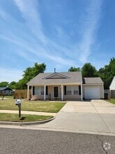 Building Photo - 2400 Desert Willow Terrace