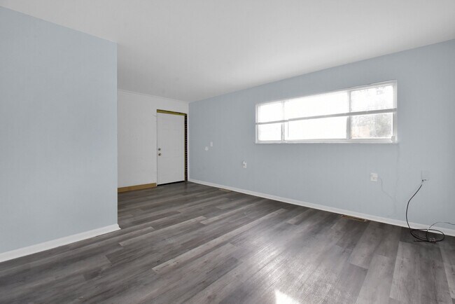 Foto del edificio - 849 Wellington Blvd