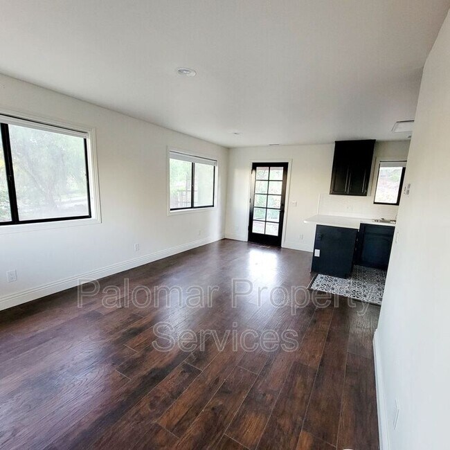 Building Photo - 28472 Cepin Dr