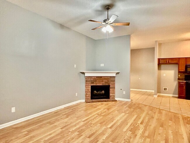 Building Photo - Nice Home in Cordova