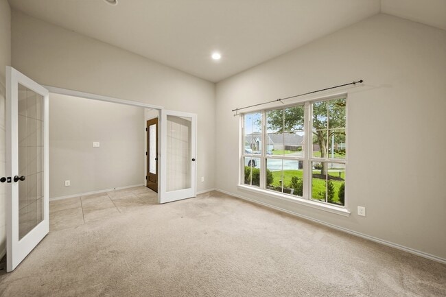 Foto del edificio - 1303 Paradise Creek Ln