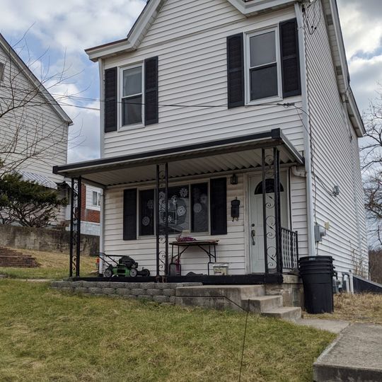 Primary Photo - 2 Augustine St