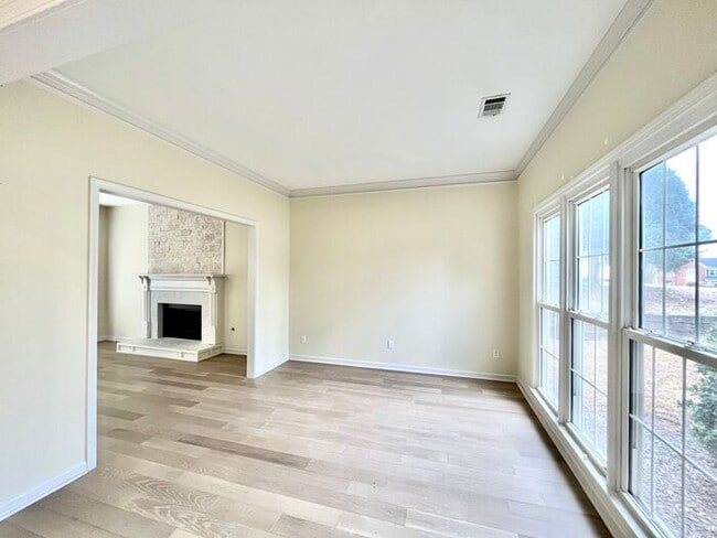 Photo - 4925 Byers Rd House