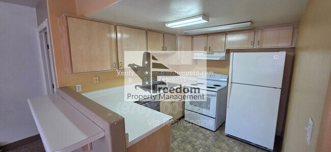 Foto del edificio - 1102 Belford Ave