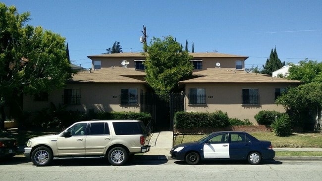 Building Photo - 249 W Pomona Blvd