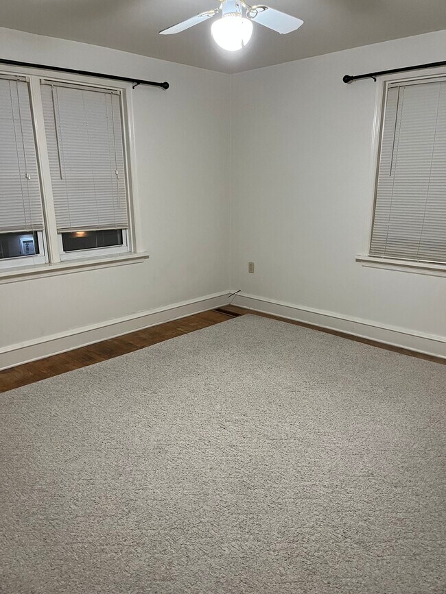 Master Bedroom - 1905 Garfield Ave