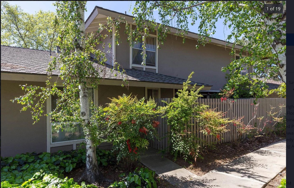 Primary Photo - 21108 White Fir Ct