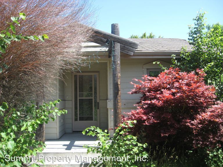 Primary Photo - 801 Spartan Dr