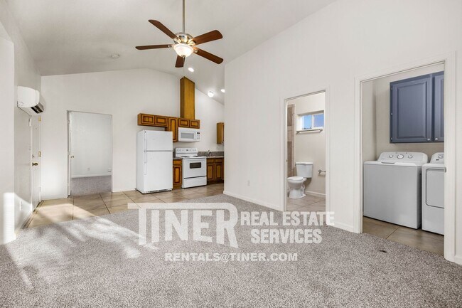 Foto del edificio - 9304 Orangevale Ave