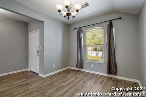 Foto del edificio - 20915 Las Lomas Blvd