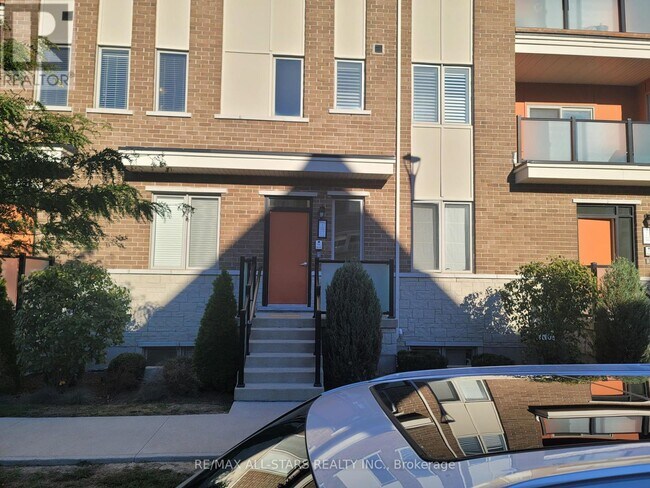 Building Photo - 1148 Dragonfly Ave