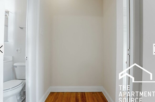 Foto del edificio - 2239.5 N Bissell St