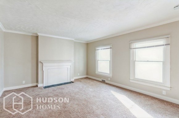 Building Photo - NOW AVAILABLE! - 613 Seeley Rd, Syracuse N...