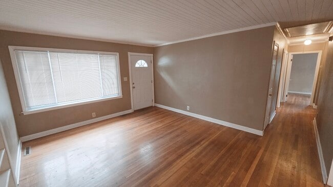 Building Photo - 43 Corley Ave