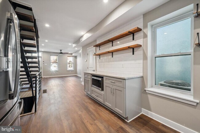 Foto del edificio - 2325 Emerald St