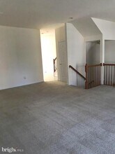 Building Photo - 12039 Kemps Landing Cir