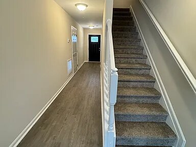 Foto del edificio - 8828 Hillside Way
