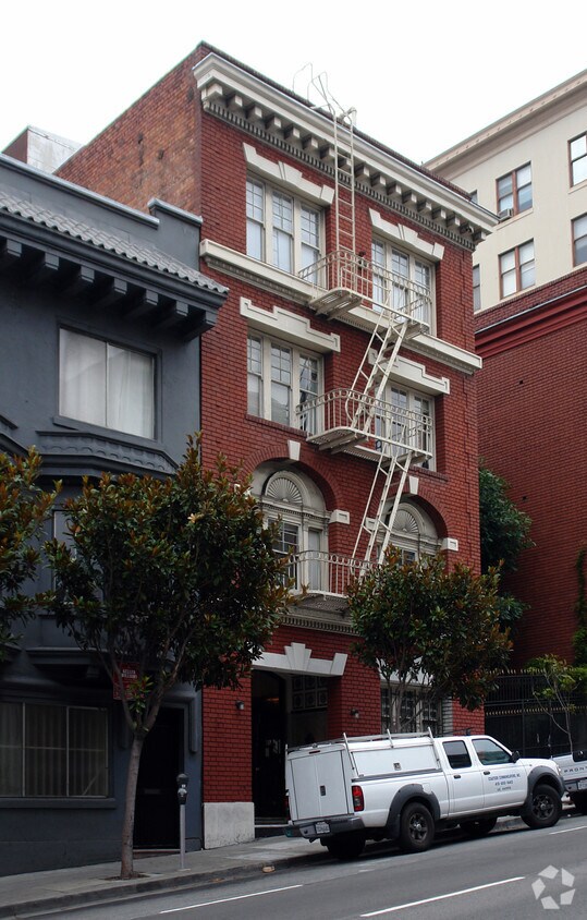 Building Photo - 1246 Bush St
