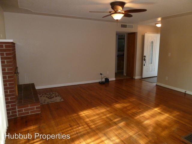 Building Photo - 3 br, 1 bath House - 2859 Robert Ct.