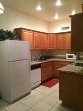 Building Photo - 7010 N 68th Dr