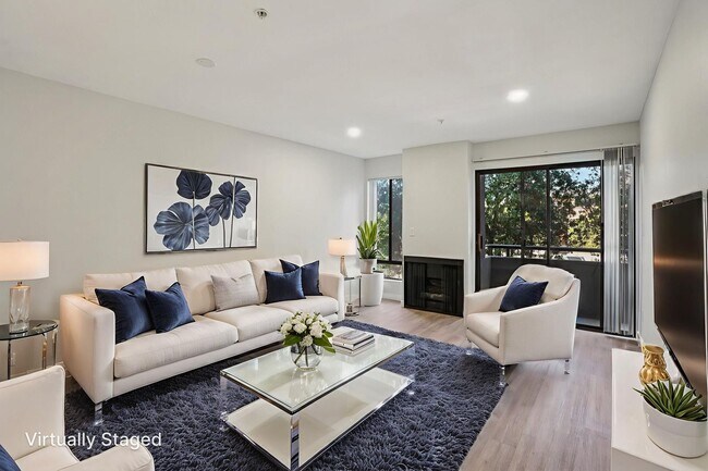 Interior Photo - 315 South Virgil Ave