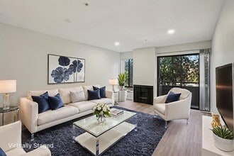 Interior Photo - 315 South Virgil Ave