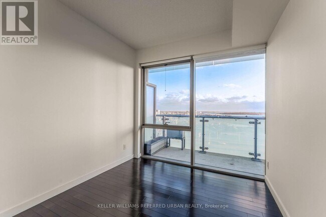 Photo du bâtiment - 70 Distillery Lane