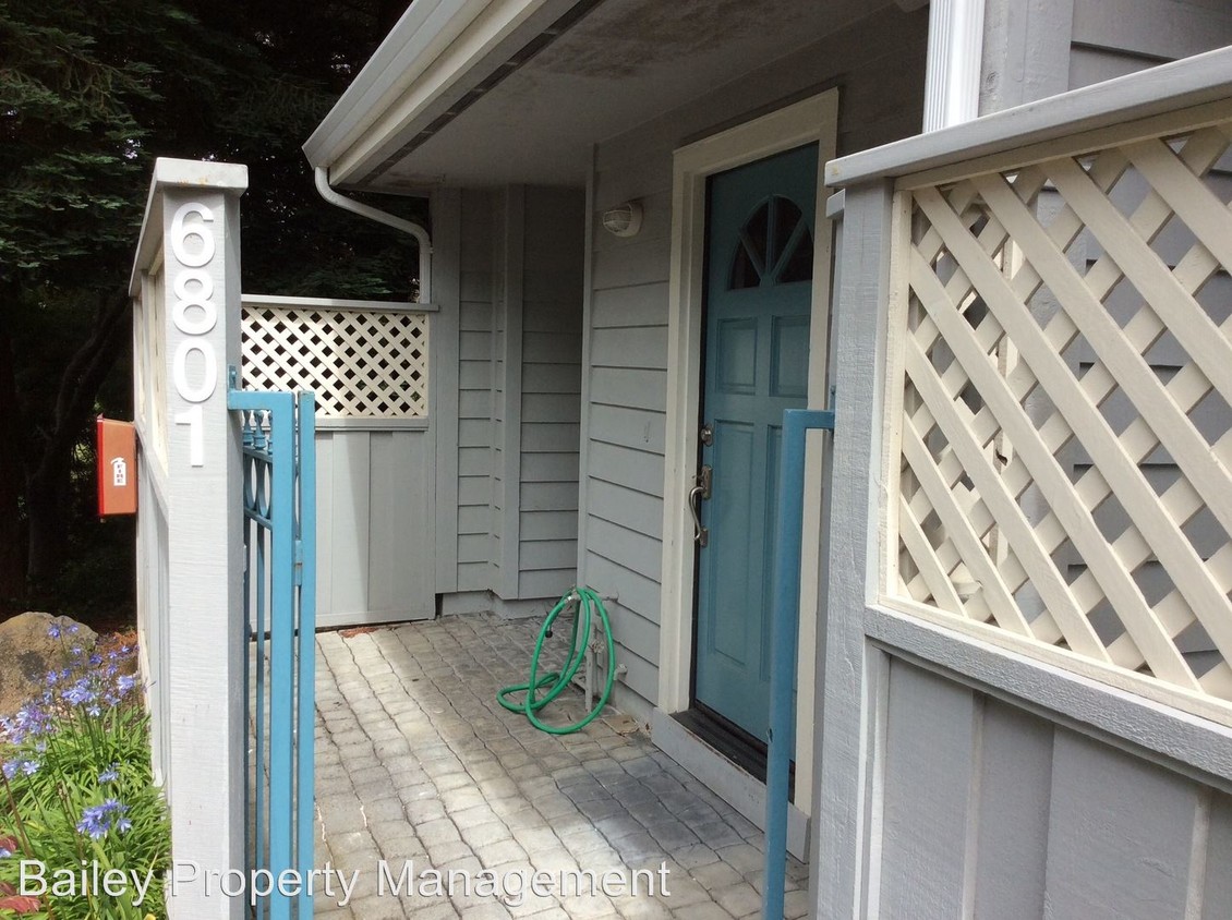 Primary Photo - 2 br, 2.5 bath House - 6801 Cypress Gardens