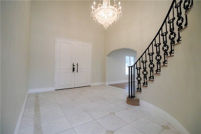 Building Photo - 16608 Park Ln Cir