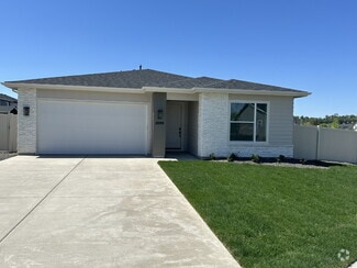 Building Photo - 2699 N Lithodora Ave