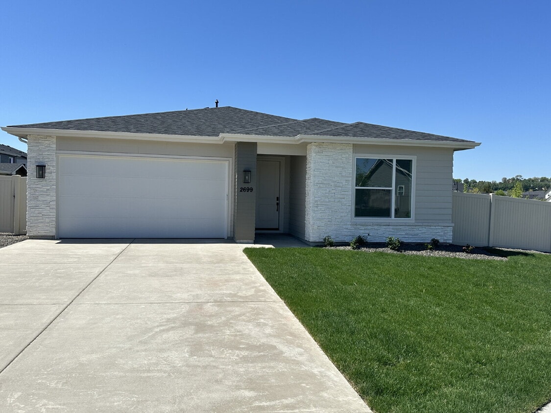 Primary Photo - Brand New 4 Bed 2 Bath Home!