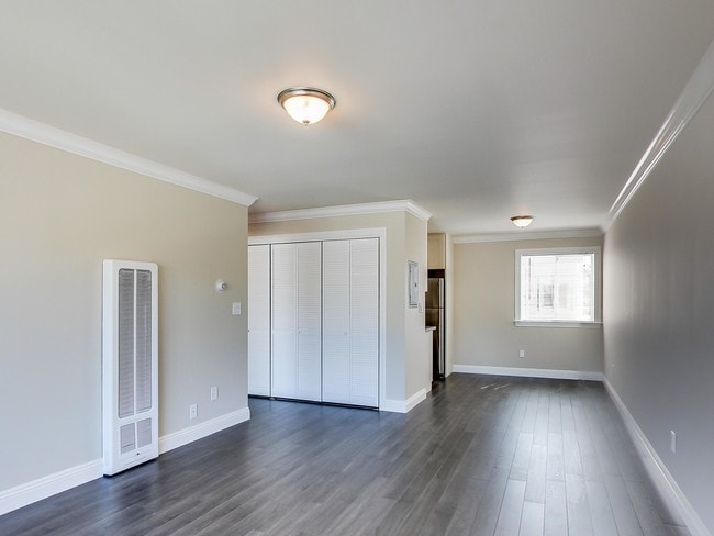 Building Photo - 3571 16th St