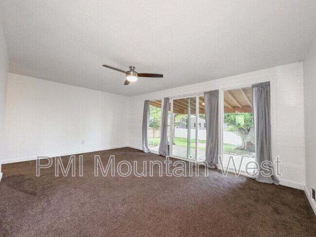 Building Photo - 400 S 350 W