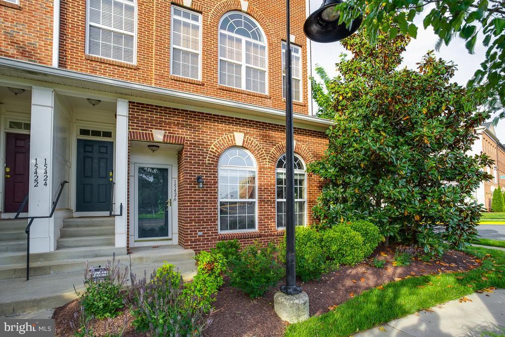 Primary Photo - 15426 Rosemont Manor Dr