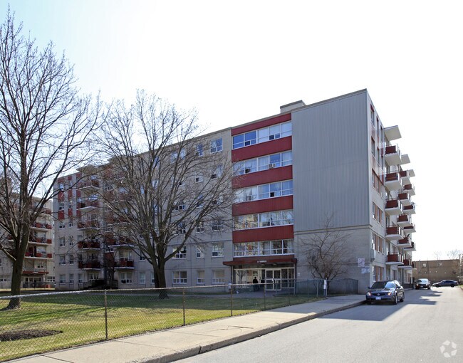 Photo principale - 25-35-45 Trudelle Street