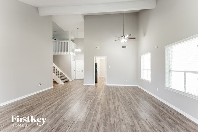 Building Photo - 1223 Whispering Pine Dr