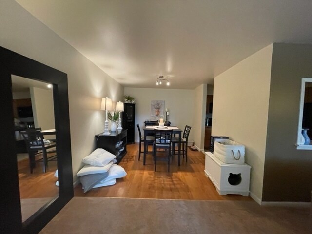 Building Photo - 1605 E Central Rd