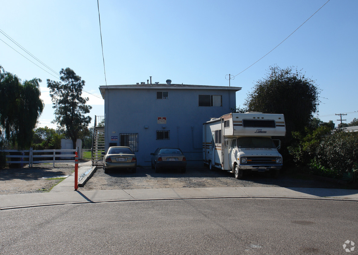 Primary Photo - 128 E Seaward Ave