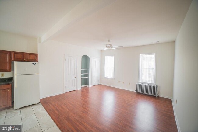 Foto del edificio - 2422 Poplar St