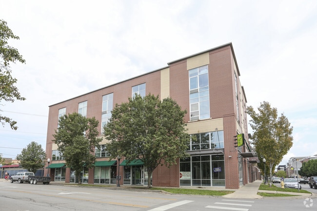 947 New Hampshire Down Town Lofts - Lofts in the heart of downtown.