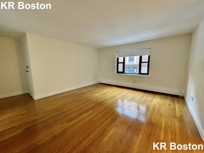 Building Photo - 44 Harvard Ave