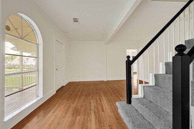 Foto del edificio - 7017 Schley St