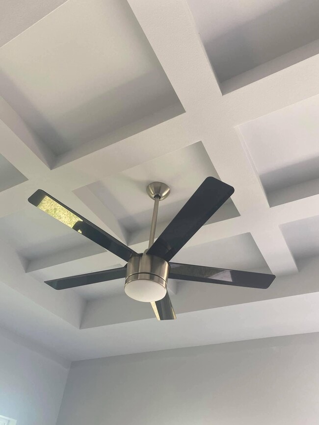 Building Photo - 3806 Valeria St